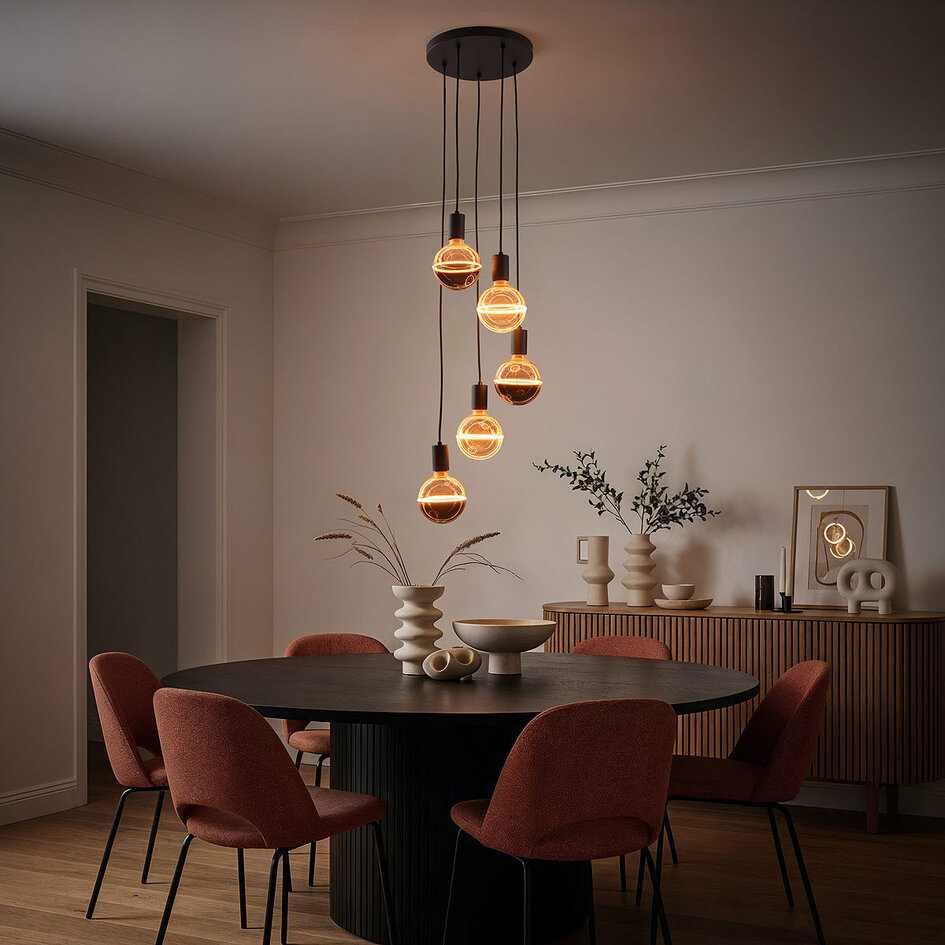 Pendellampa Illumine med fem lampor - svart, set inklusive dimbara E27 LED-lampor