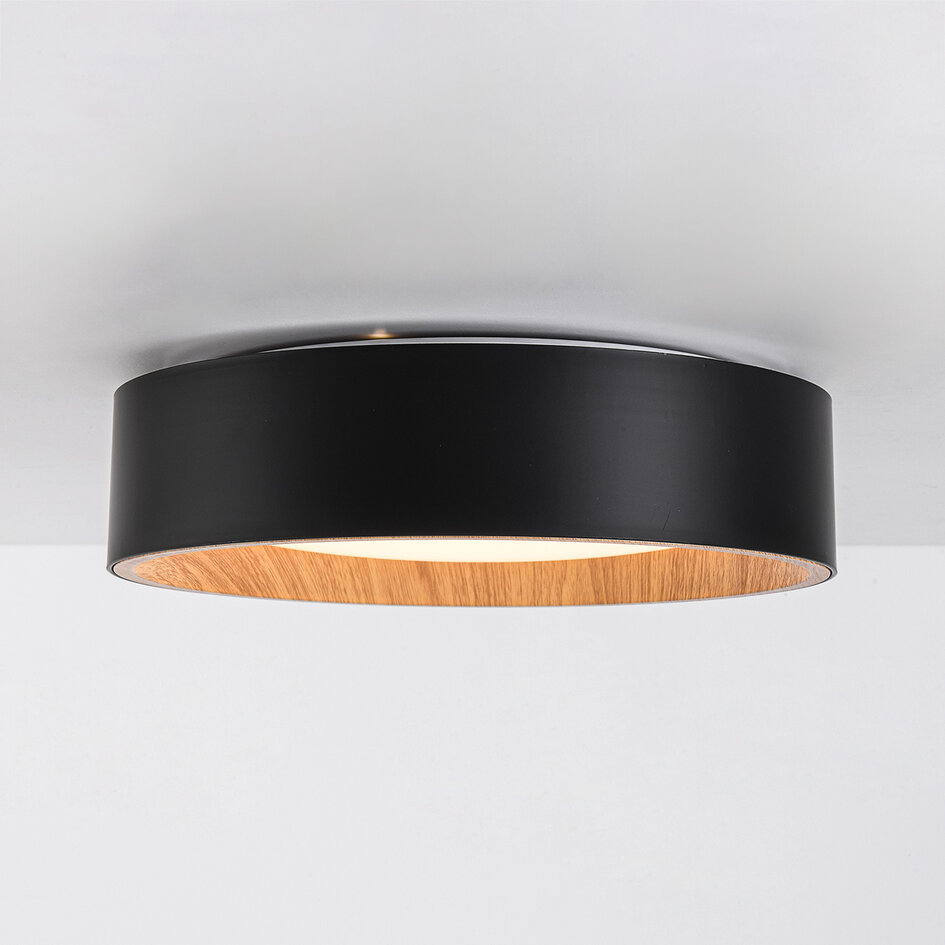 LED-taklampa Larios, 3-stegs dimbar Ø29 cm - svart med träaccent