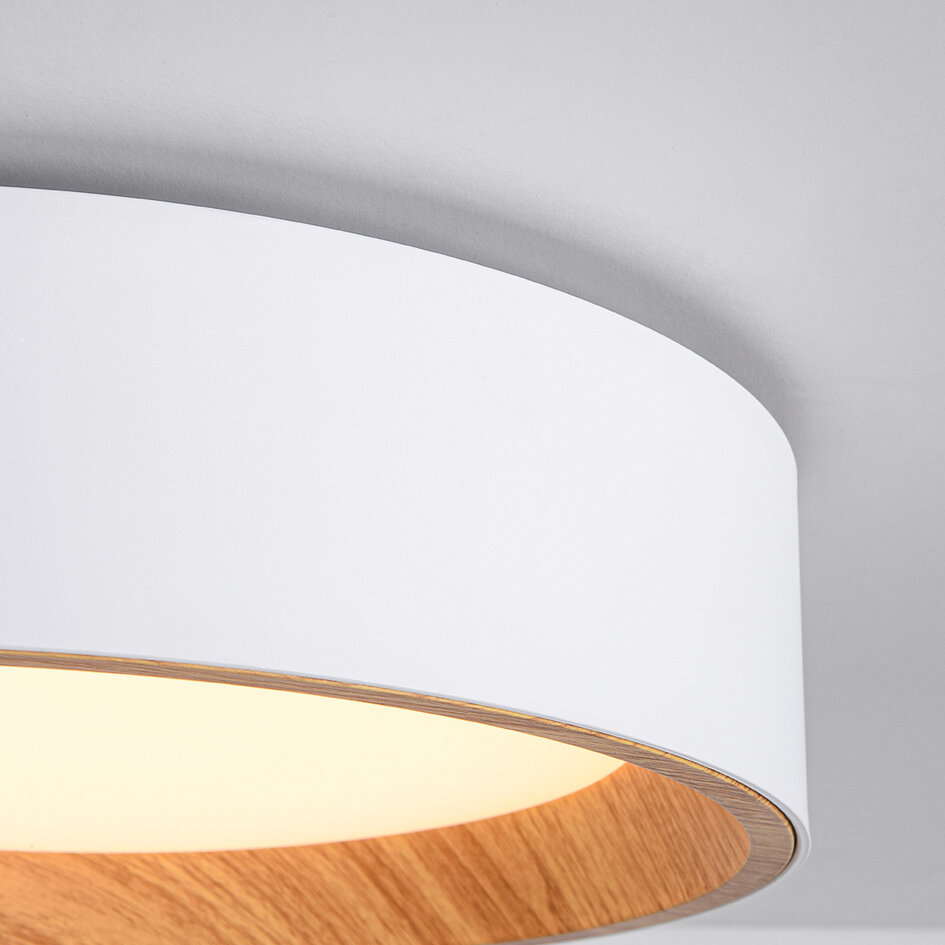 LED-taklampa Larios, 3-stegs dimbar Ø29 cm - vit med träaccent