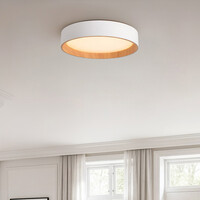 LED-taklampa Larios, 3-stegs dimbar Ø39 cm - vit med träaccent