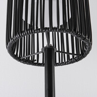 Solcellsdriven stående lampa Chara med flätad design - svart med integrerad LED