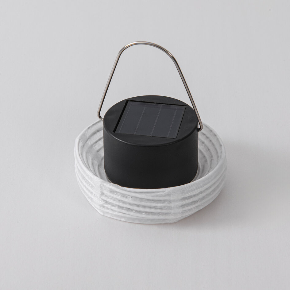 Solcellslykta Soleni – solcellsdriven hängande lampa av vitt nylon