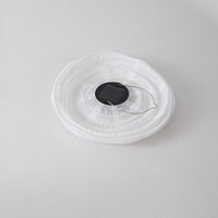 Solcellslykta Kalor – solcellsdriven hängande lampa av vitt nylon Ø30 cm