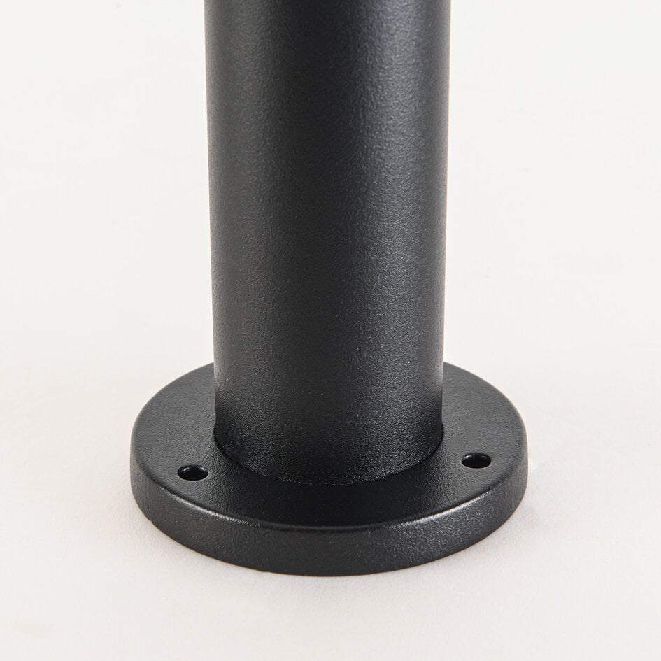Stående utomhuslampa Corten - 90 cm svart med integrerad LED