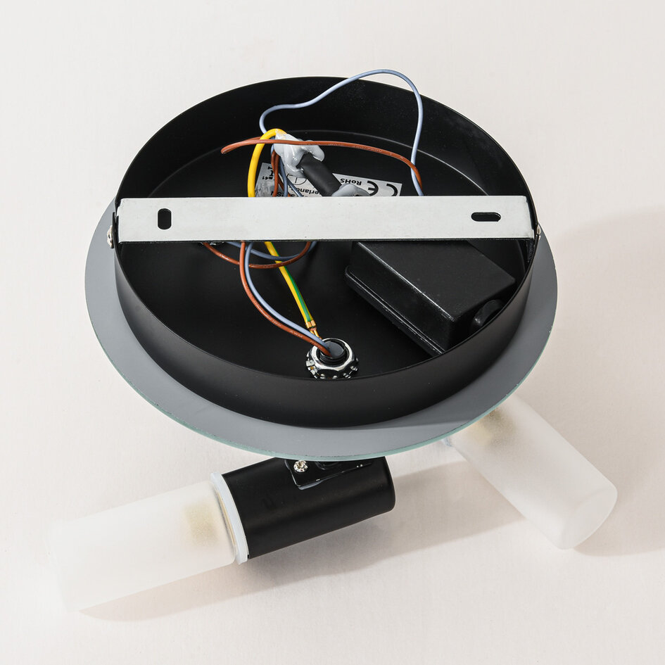 Taklampa Trion med 3 vridbara spotlights i svart med diffusorer i matt glas