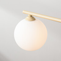 Vridbar taklampa Nymo med fyra lampor - beige med mjölkvitt glas