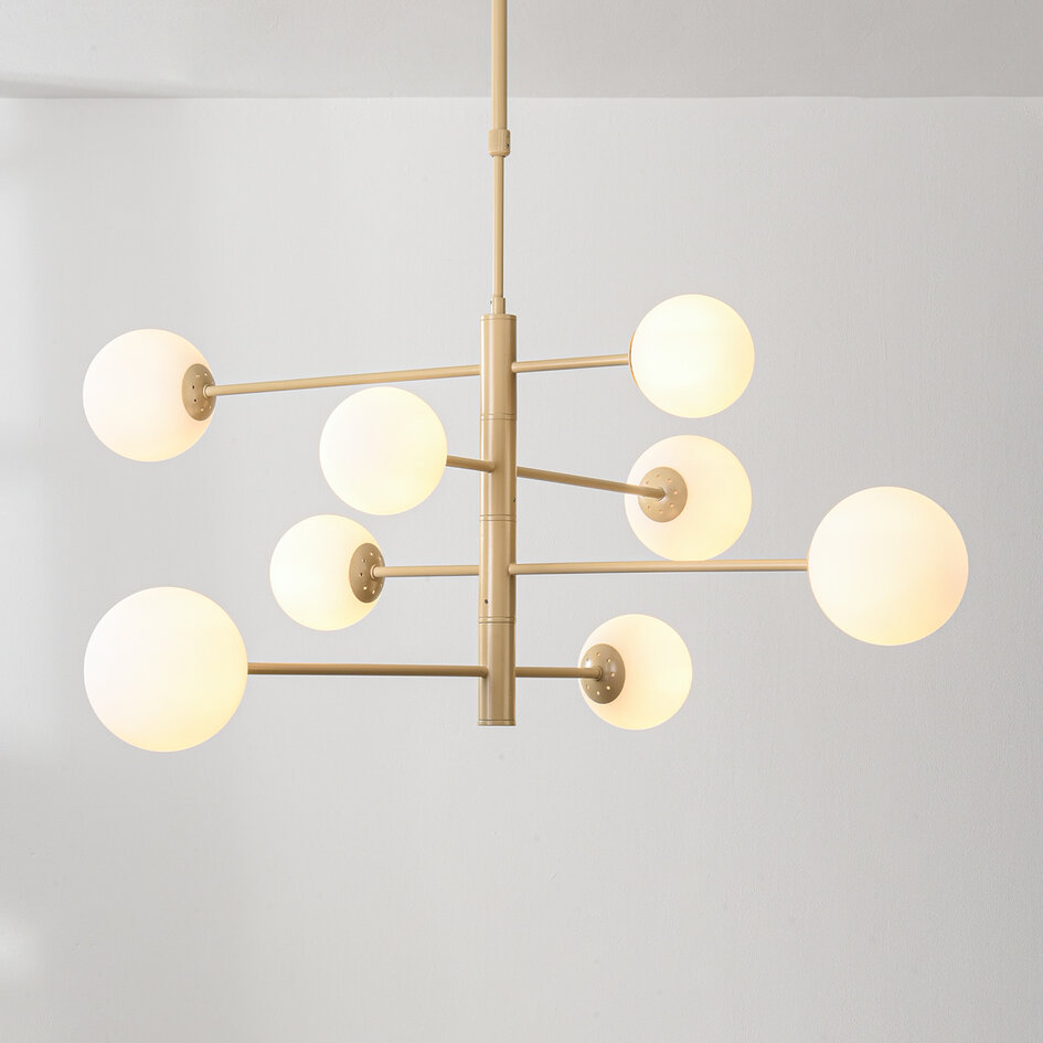 Taklampa Oito med åtta lampor - beige med mjölkvitt glas, vridbar