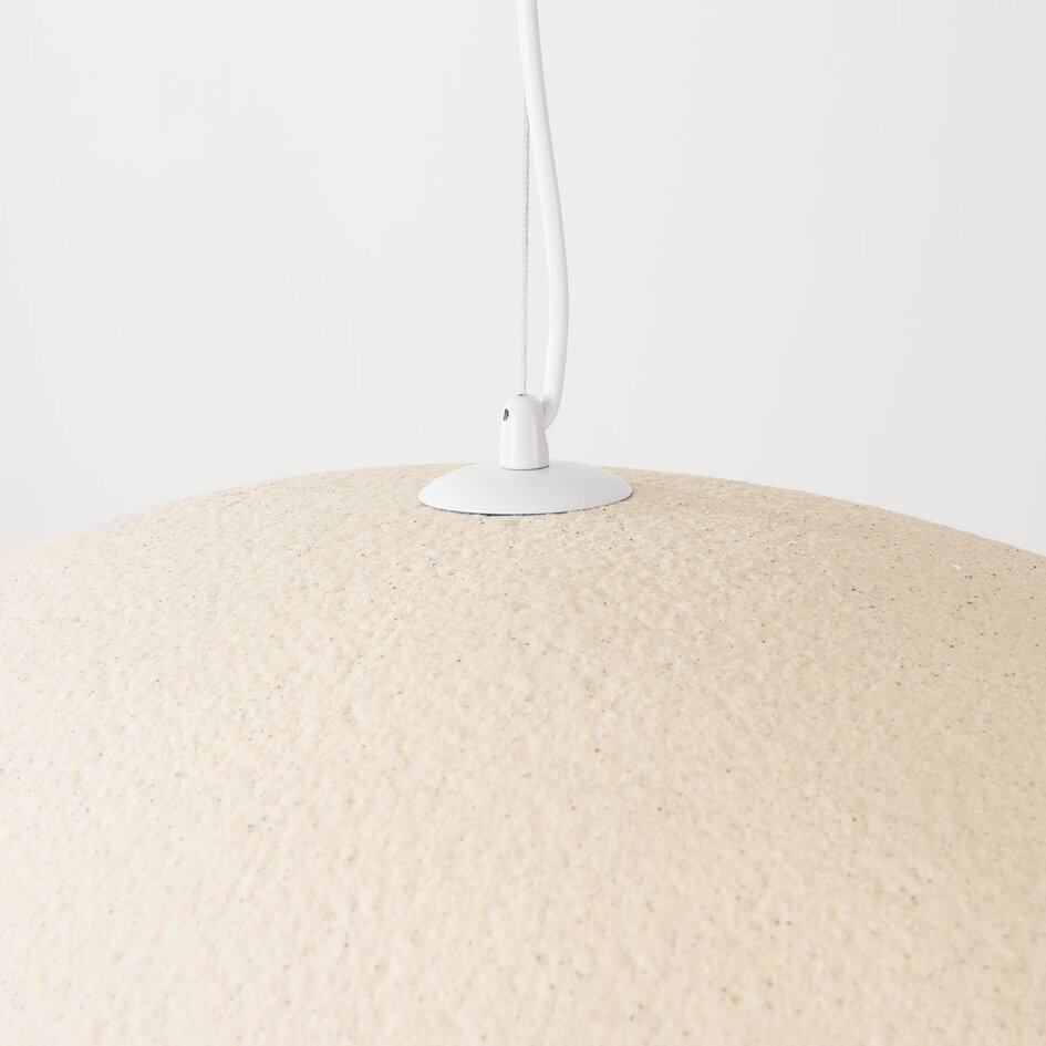 Wabi sabi-pendellampa Kawa - sandbeige med svartprickig steneffekt 60 cm
