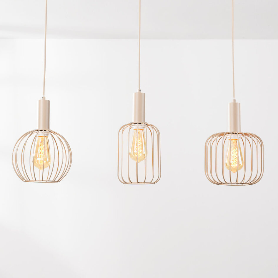 3-ljus taklampa Nudee med beige metallskärmar