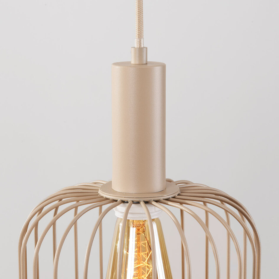 3-ljus taklampa Nudee med beige metallskärmar