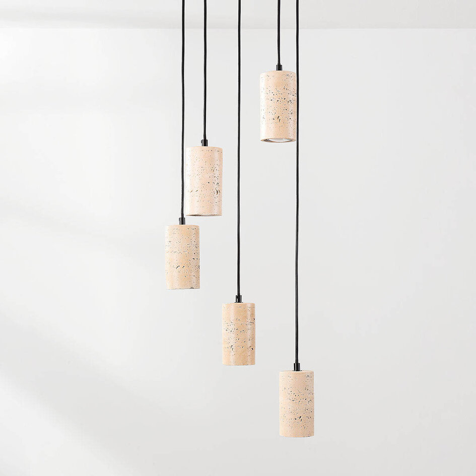 Pendellampa Velin med fem spotlights i varm travertinstil