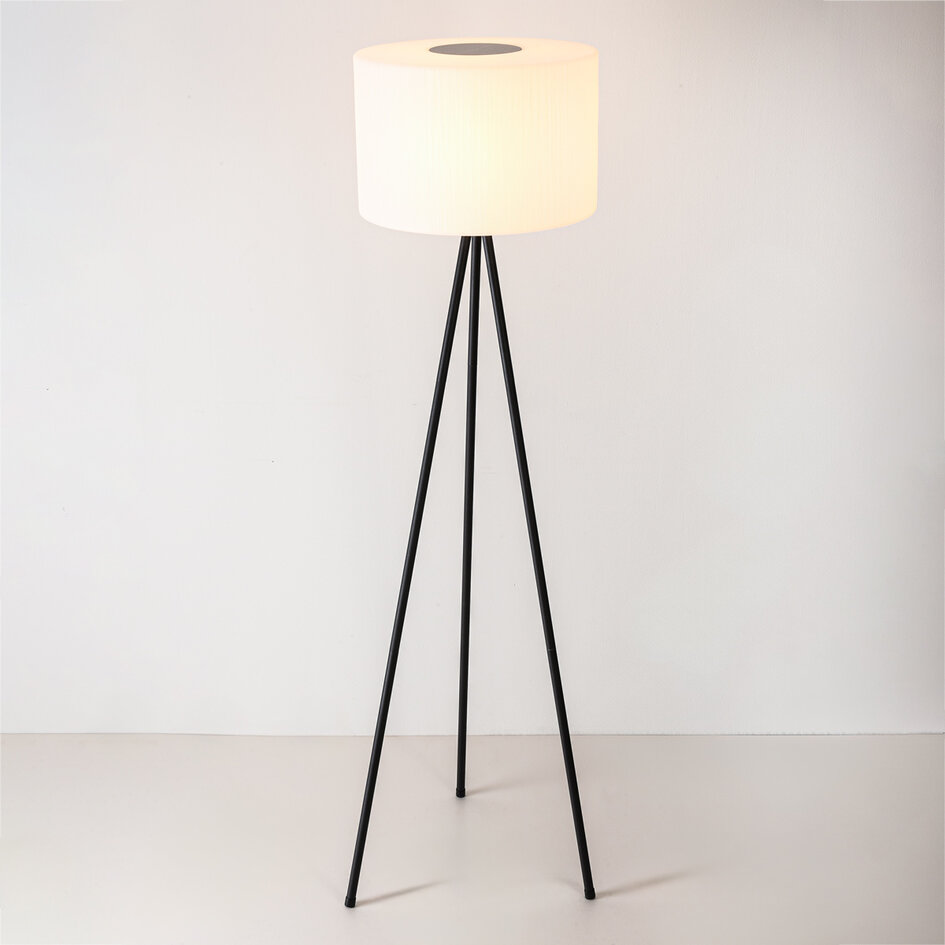 Solcellsdriven stående utomhuslampa Vitae - 147 cm