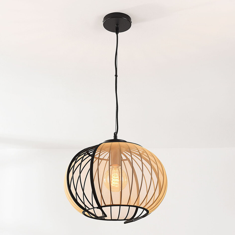Pendellampa Lofas - öppen metallskärm med beige tyg