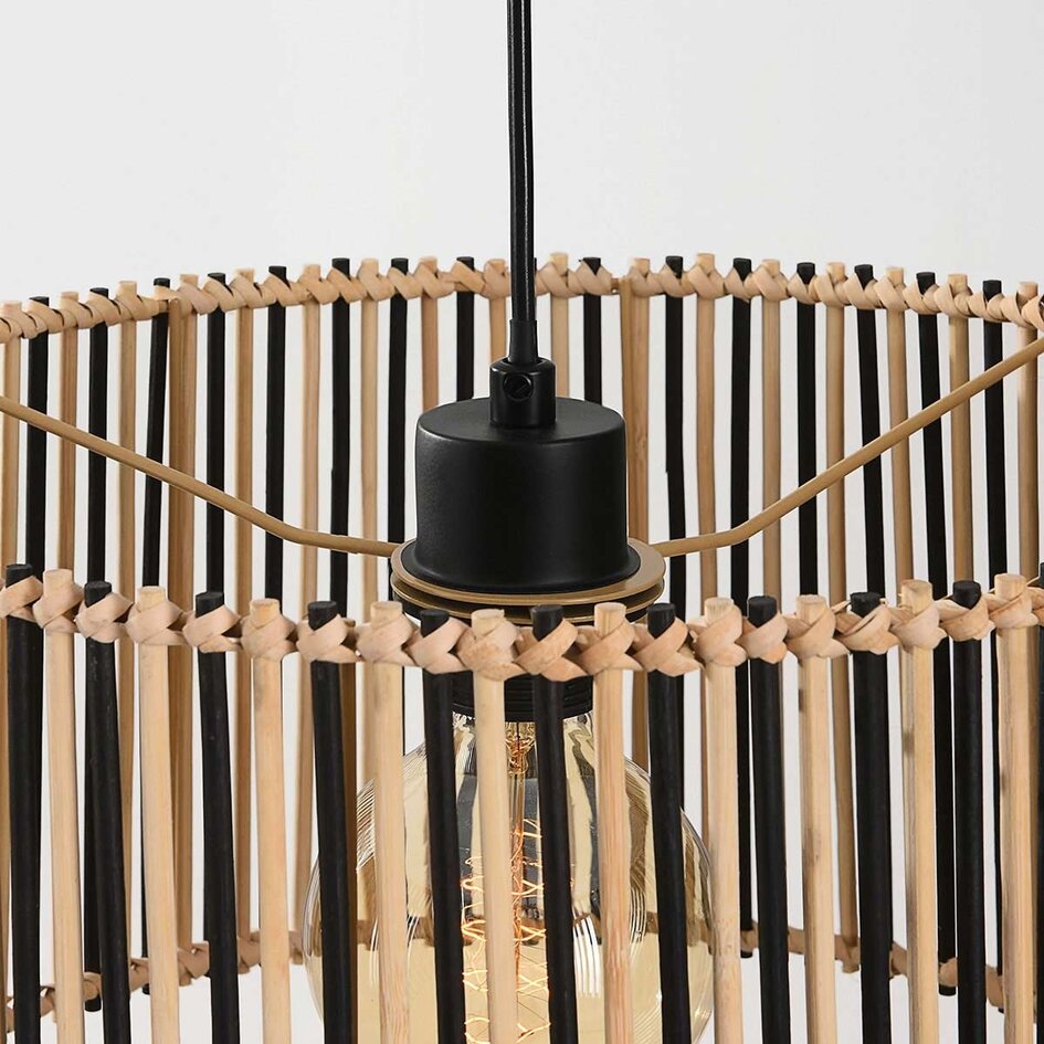 Pendellampa Lora - bambu i svart och naturell