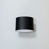 Badrumsvägglampa Faye svart med upp- & nedljus