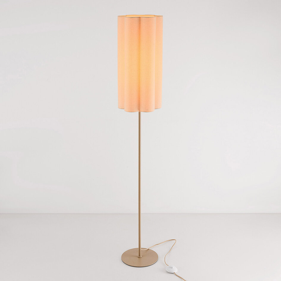 Golvlampa Oia med linneskärm - beige