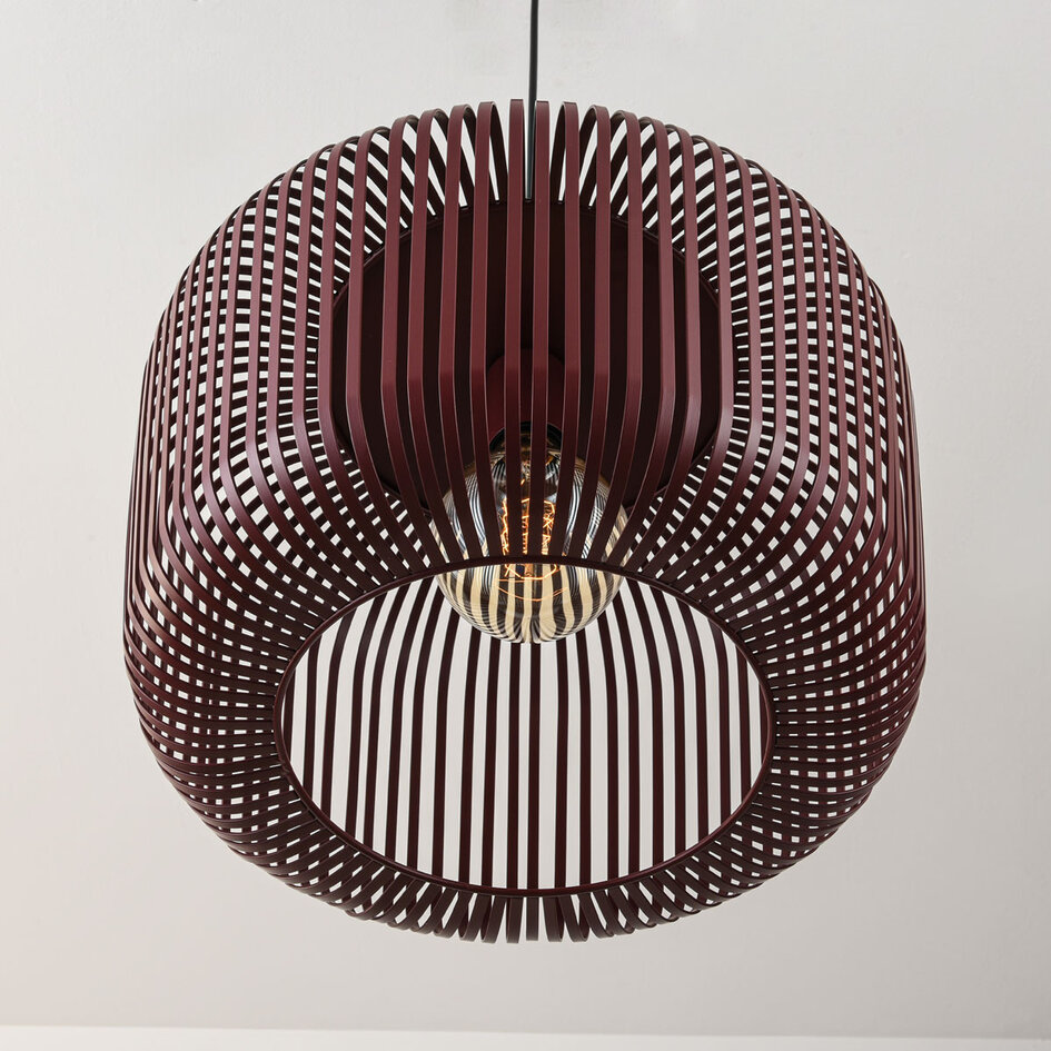 Pendellampa Viro i röd metall Ø38 cm