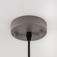 Pendellampa Taro i ljusgrå metall Ø35 cm