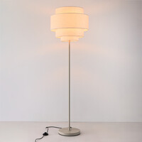 Golvlampa Zhuo med linneskärm - beige