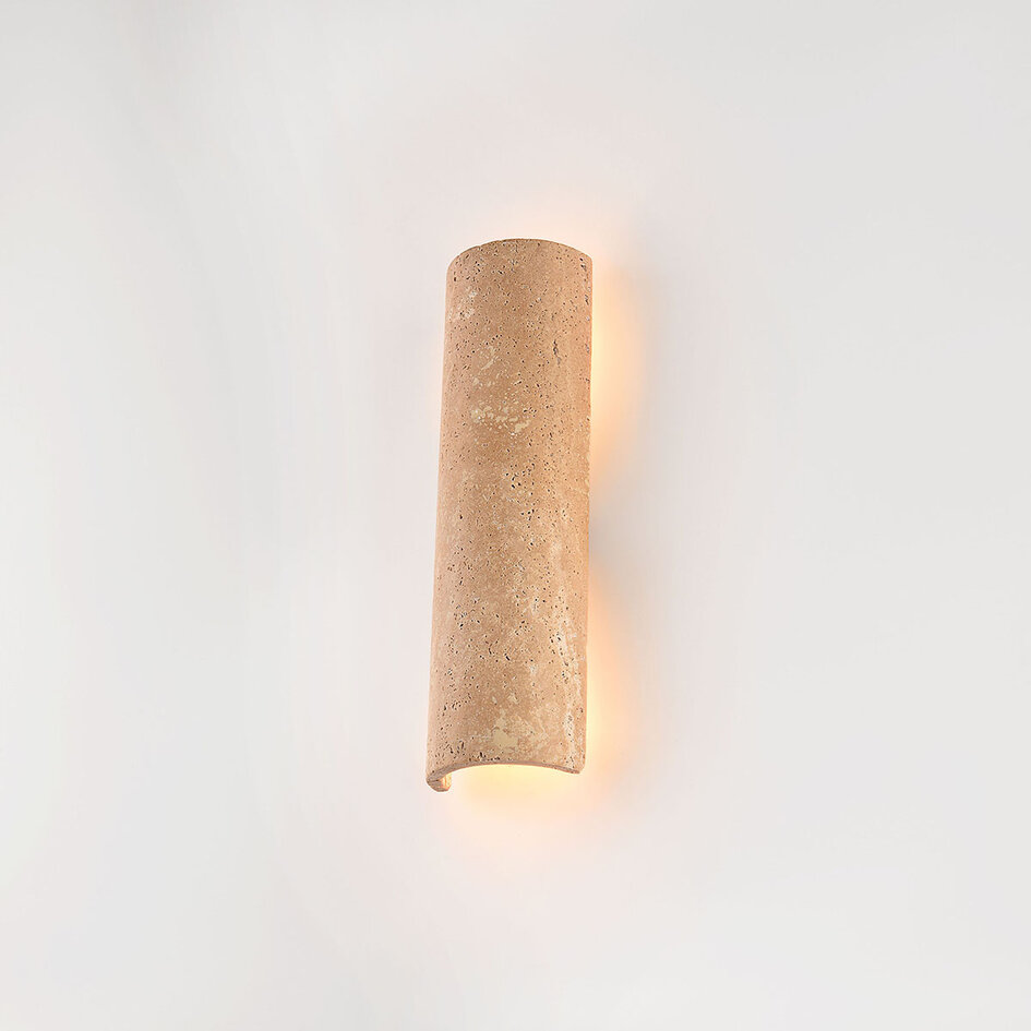 Vägglampa Travine i travertin (natursten)