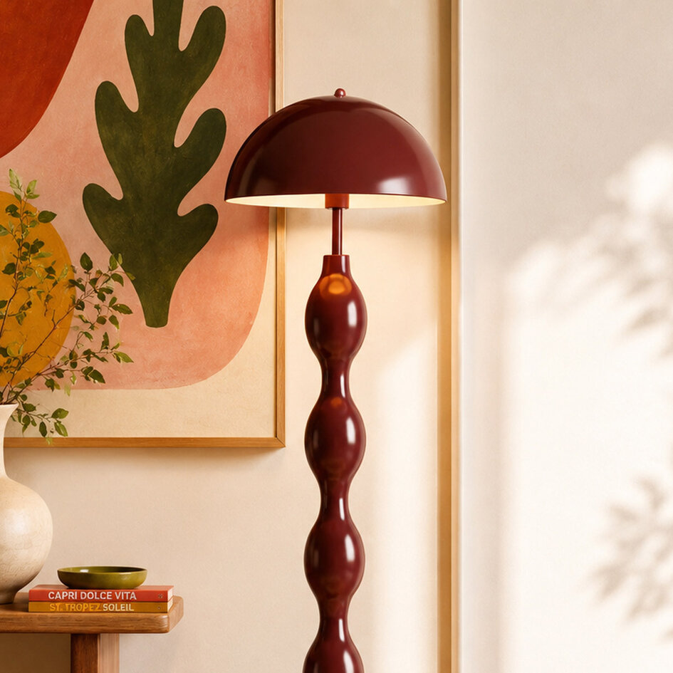 Designad golvlampa Mura i burgundy (mörkrött) och metall