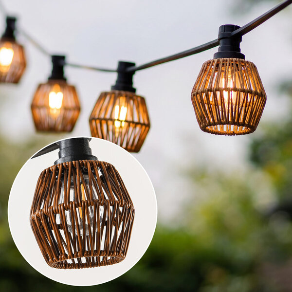 Lampslinga-set inklusive skärmar i mörk rottinglook, finns med olika LED-lampor