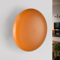 Uppladdningsbar vägglampa Ariso i orange med touchdimmer och justerbar ljusfärg