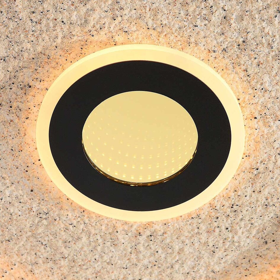 Taklampa Deimos 3-stegs dimbar LED i svart och beige