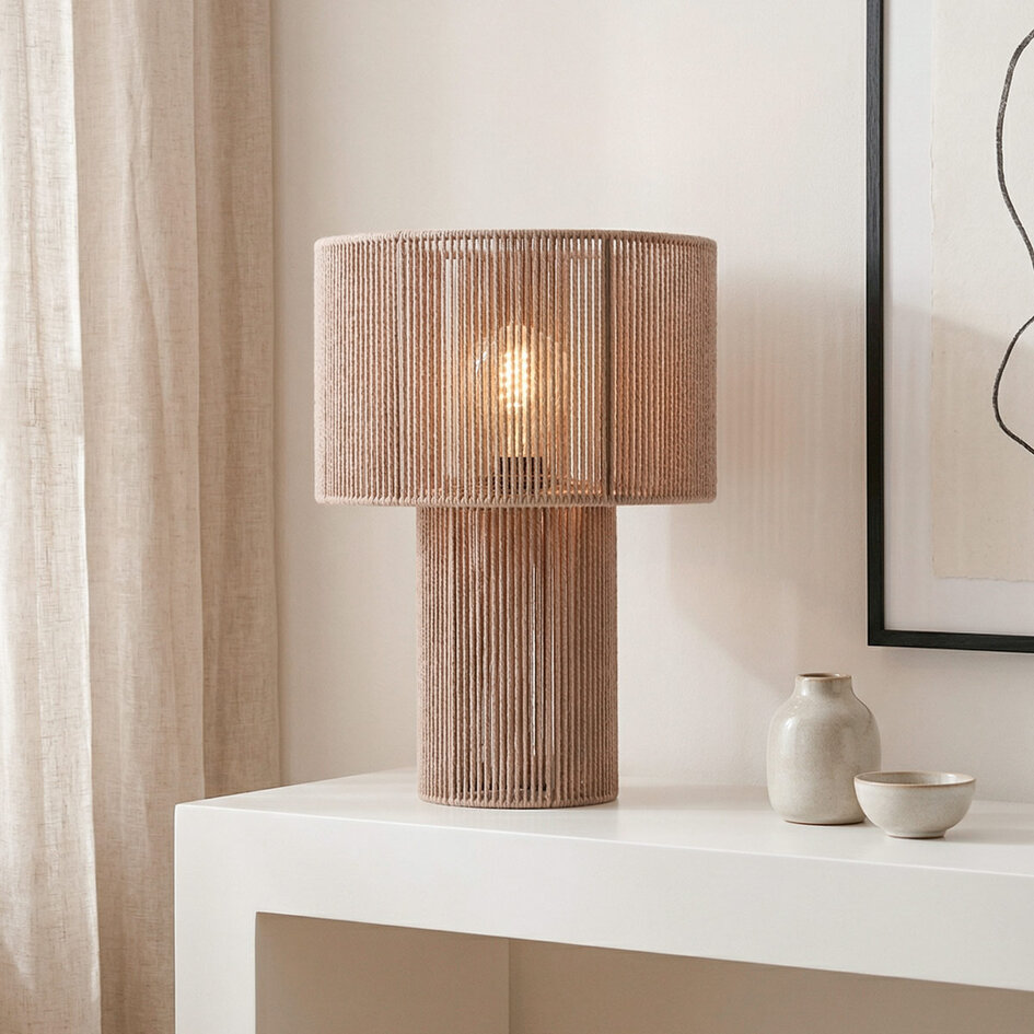 Bordslampa Rilva i naturligt bomullsrep