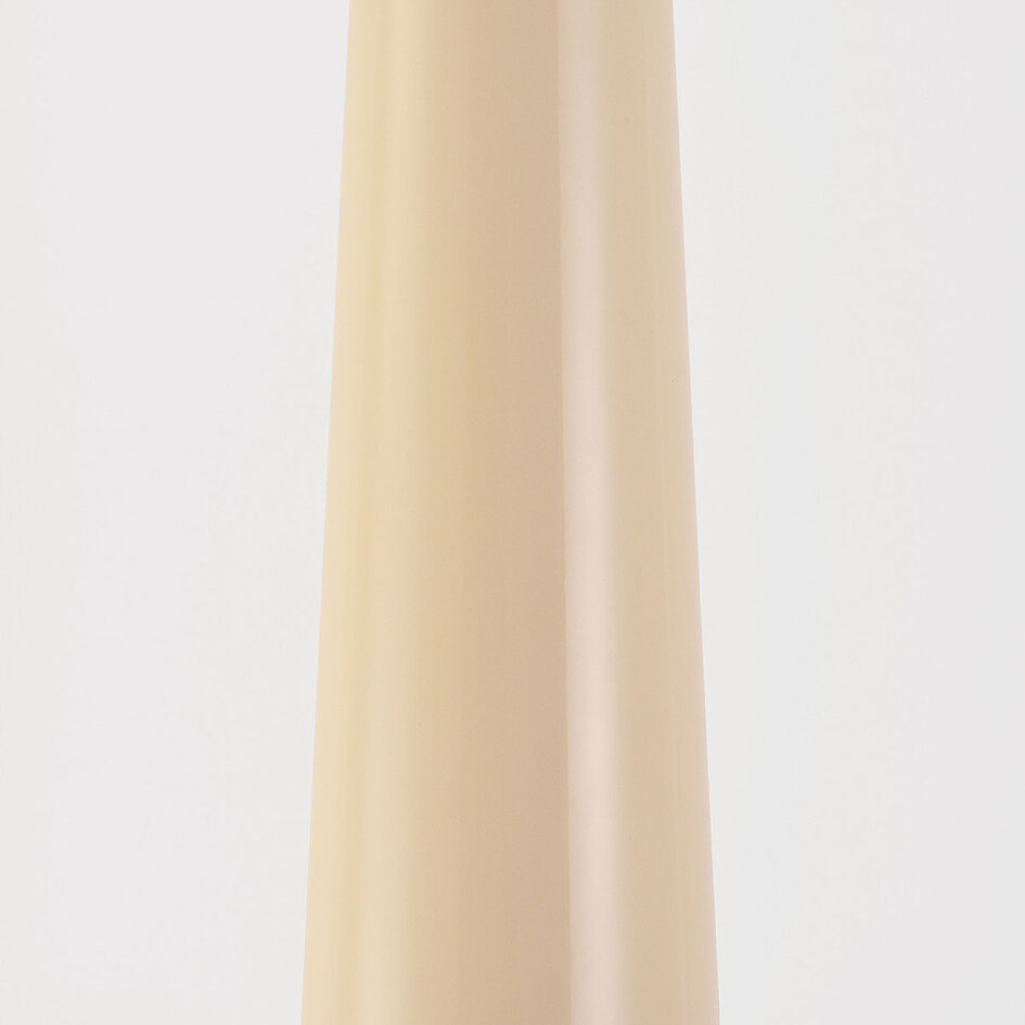 Golvlampa Maude med plisserad linneskärm i beige