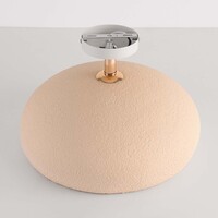 Wabi sabi-taklampa Zenro - sandbeige med roséguldsdetalj