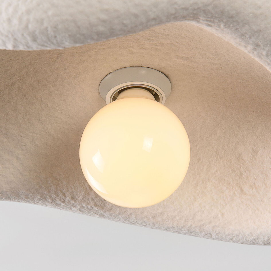 Wabi Sabi taklampa Ishi med steneffekt i vitt
