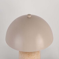 Bordslampa Celestine - keramikfot med kalkstenseffekt