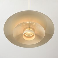 Pendellampa Alvra i blank beige