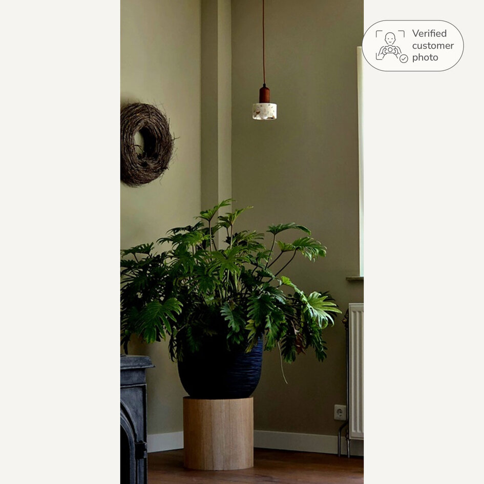 Pendellampa Lito med terrazzoeffekt och trä