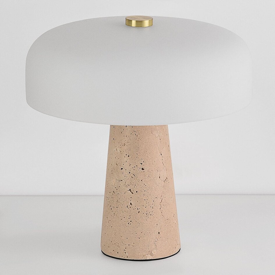 Bordslampa Marlo med vit glaskupa och travertin (natursten)