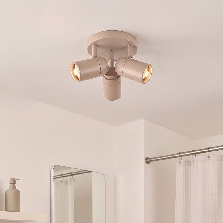 Takspotlight Nivo med tre lampor, vridbara spotlights i sandbeige