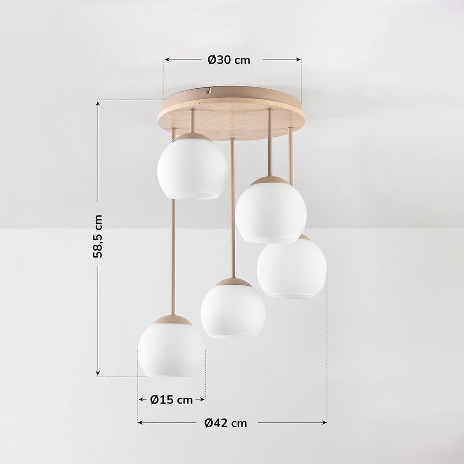 Taklampa Carat i travertin (natursten) med mjölkvitt glas, fem lampor i beige
