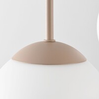 Taklampa Carat i travertin (natursten) med mjölkvitt glas, fem lampor i beige