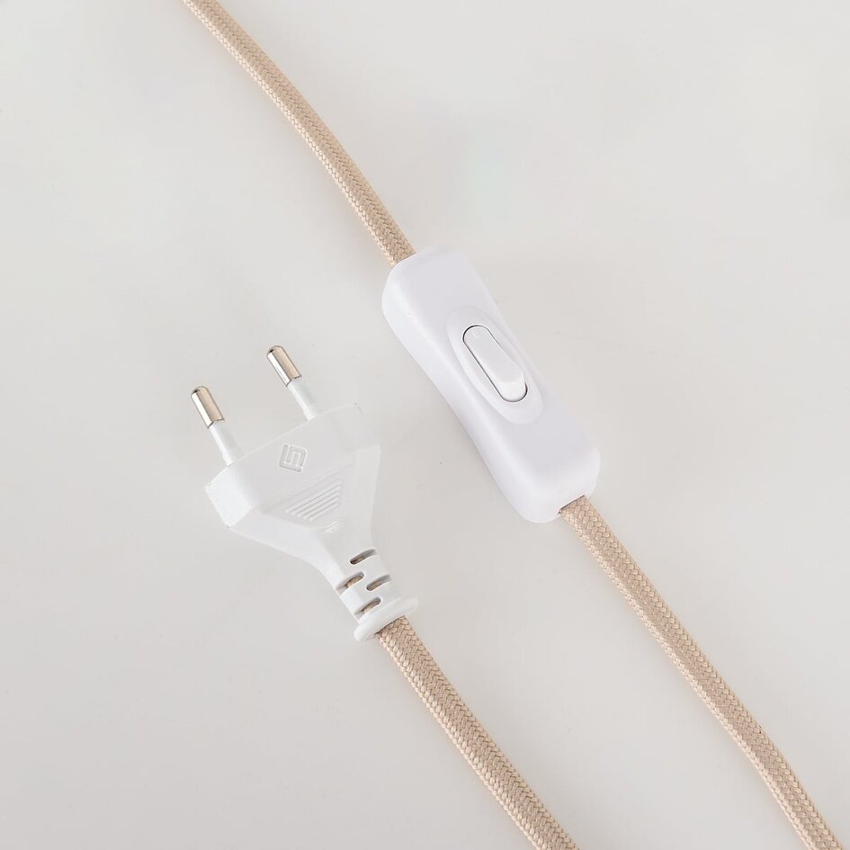 Bordslampa Mirjam med veckad linneskärm - beige