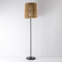 Solcellsdriven stående lampa Elyra i rottinglook - svart med naturligt brunt och integrerad LED
