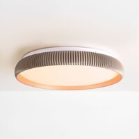 3-stegs dimbar LED-taklampa Terinda vit med ribbad effekt och gulddetalj