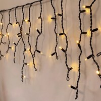 Kopplingsbar istappsbelysning | från 3 meter | 114 LED | varmvit med glitter | gummi