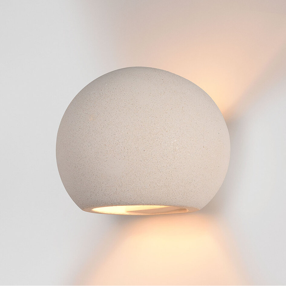 Wabi Sabi wandlamp Bolia van cement - wit