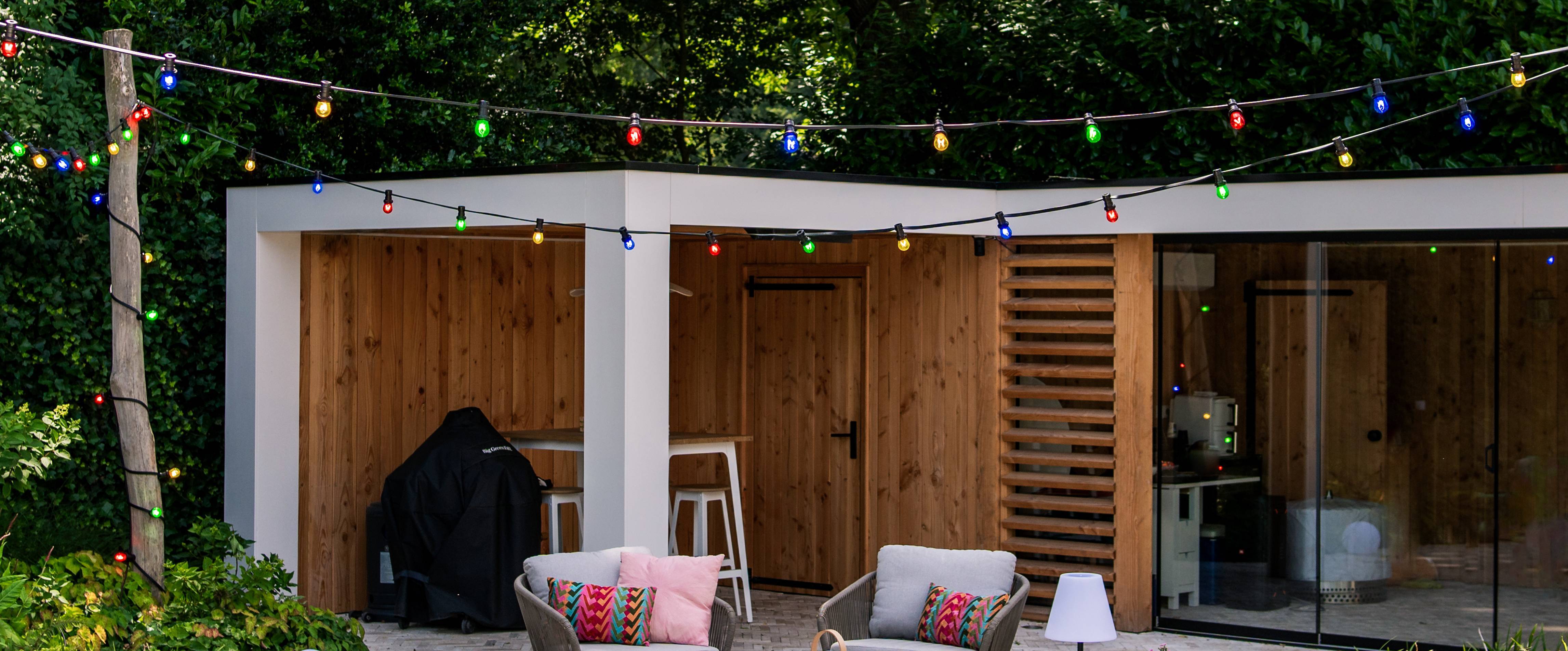 Färgade ljusslingor