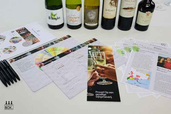Wijnproeverijbox Wereldreis (meest gekozen)