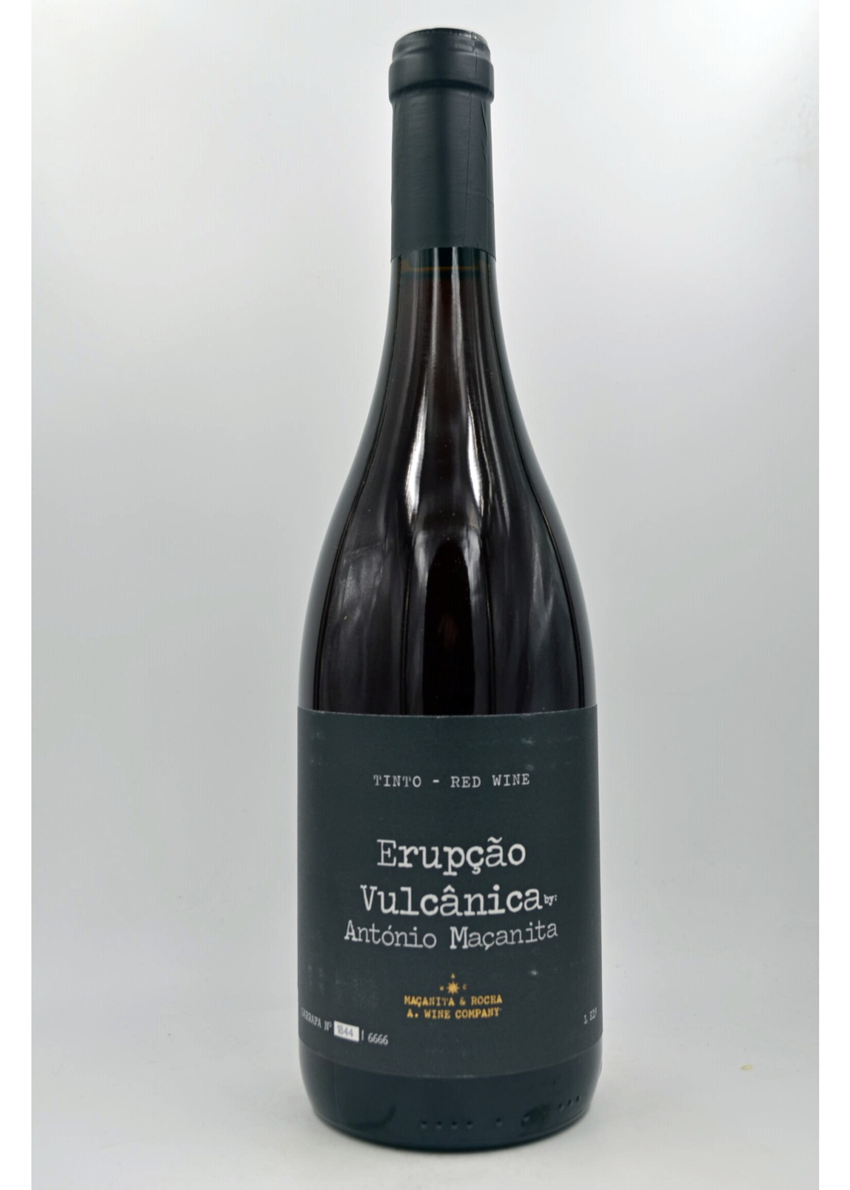 NV Erupcao Vulcanica Old Vineyards Blend Pico Acores Antonio Macanita