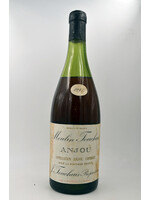 60 1947 Anjou Reserve du Fondateur Moulin Touchais (sl/sdl, min 7)