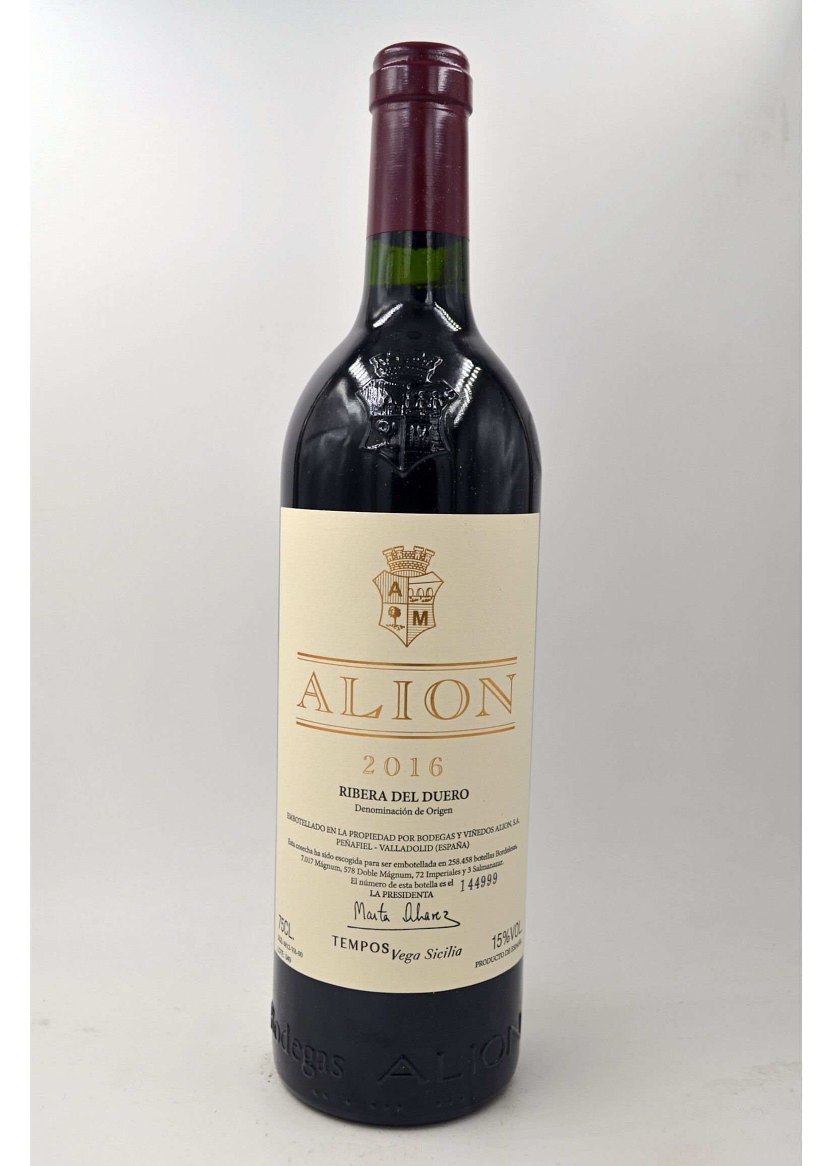 2016 Alion Vega Sicilia