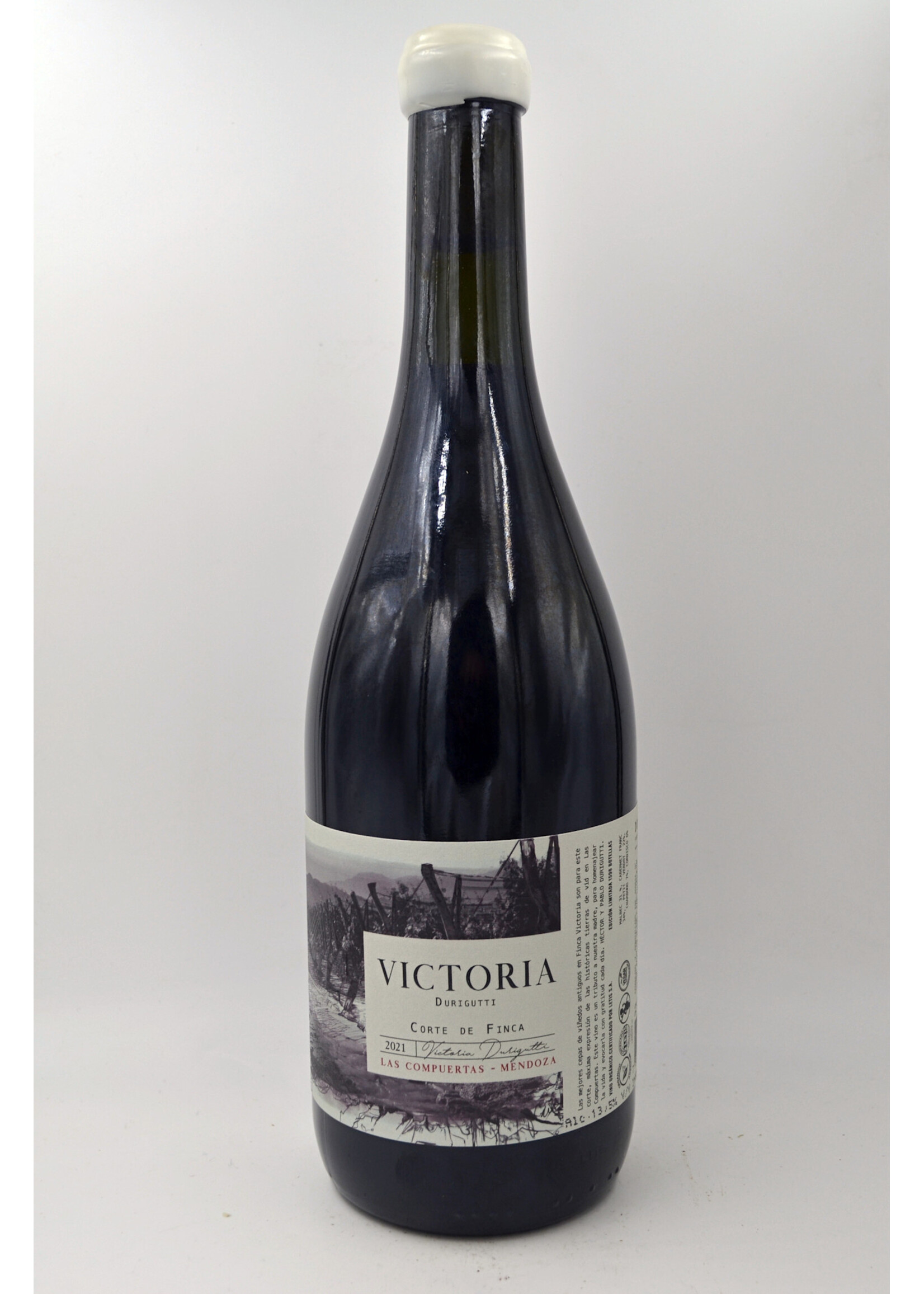 2021 Victoria Durigutti